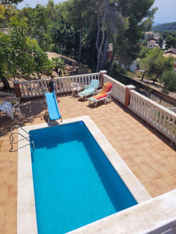 Vila Cal Jamila Cubelles Exteriér fotografie