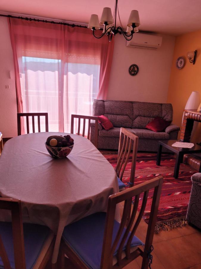Vila Cal Jamila Cubelles Exteriér fotografie